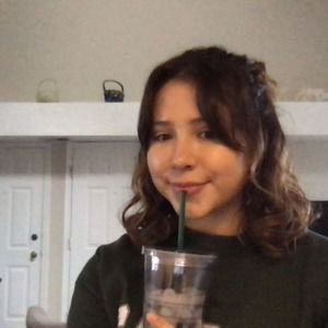 Meet your Posher, Marissa